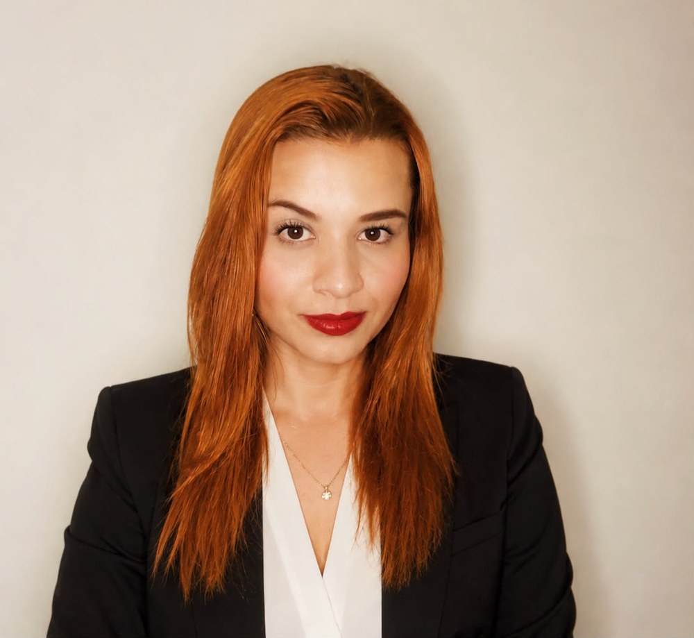 Fotografia profissional da advogada Dra. Jéssica Aline